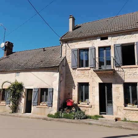 Villa Hotier Des Fees Andryes Exterior foto